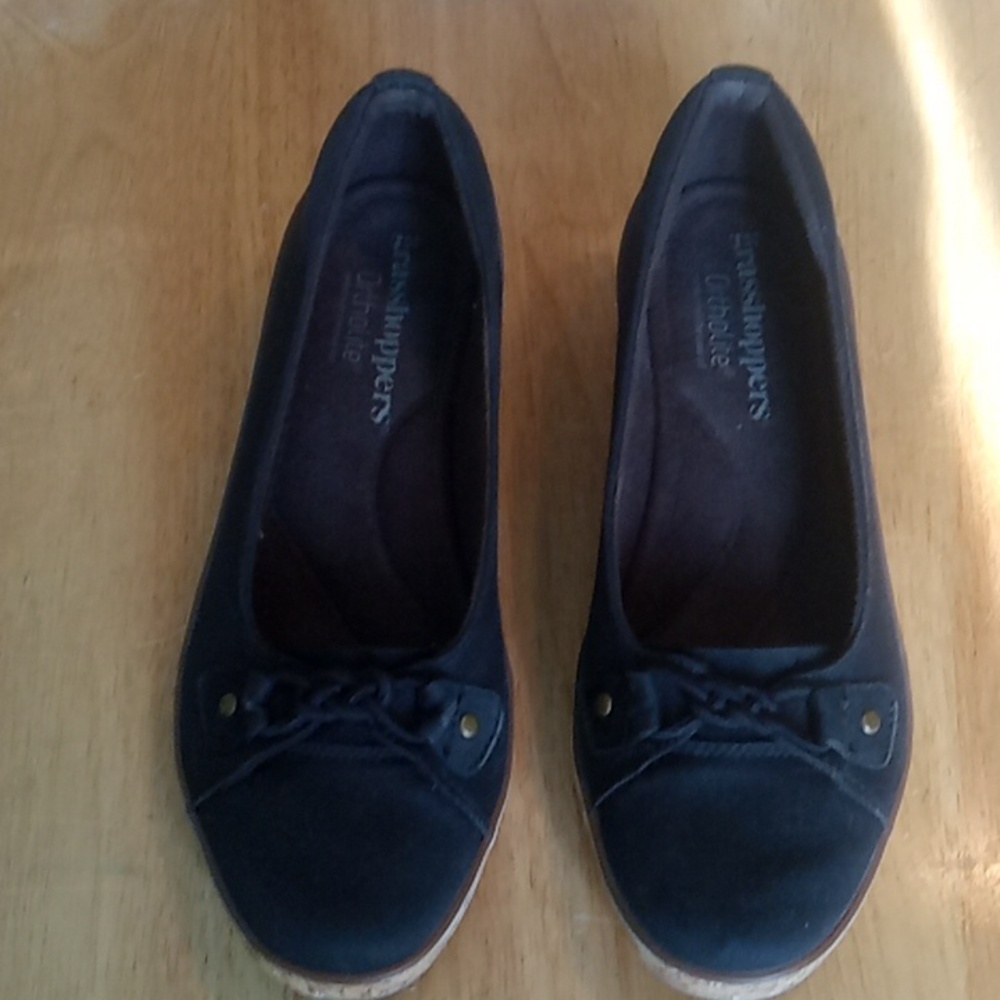 Grasshoppers Women's Size 6.5 Shoes - Black